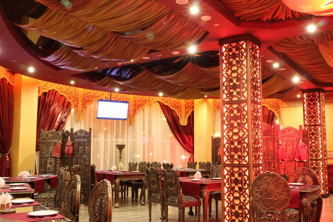 India Palace Hotel Kharkiv Extérieur photo