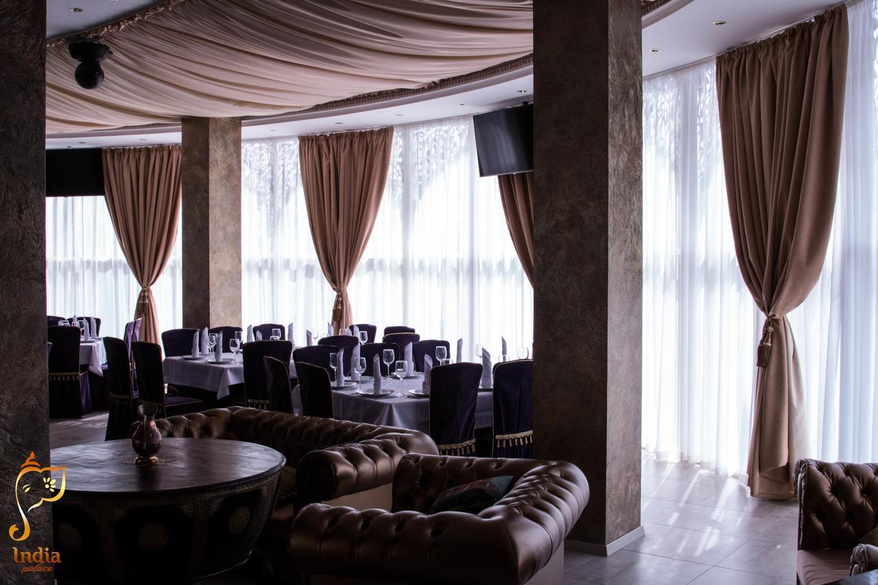 India Palace Hotel Kharkiv Extérieur photo