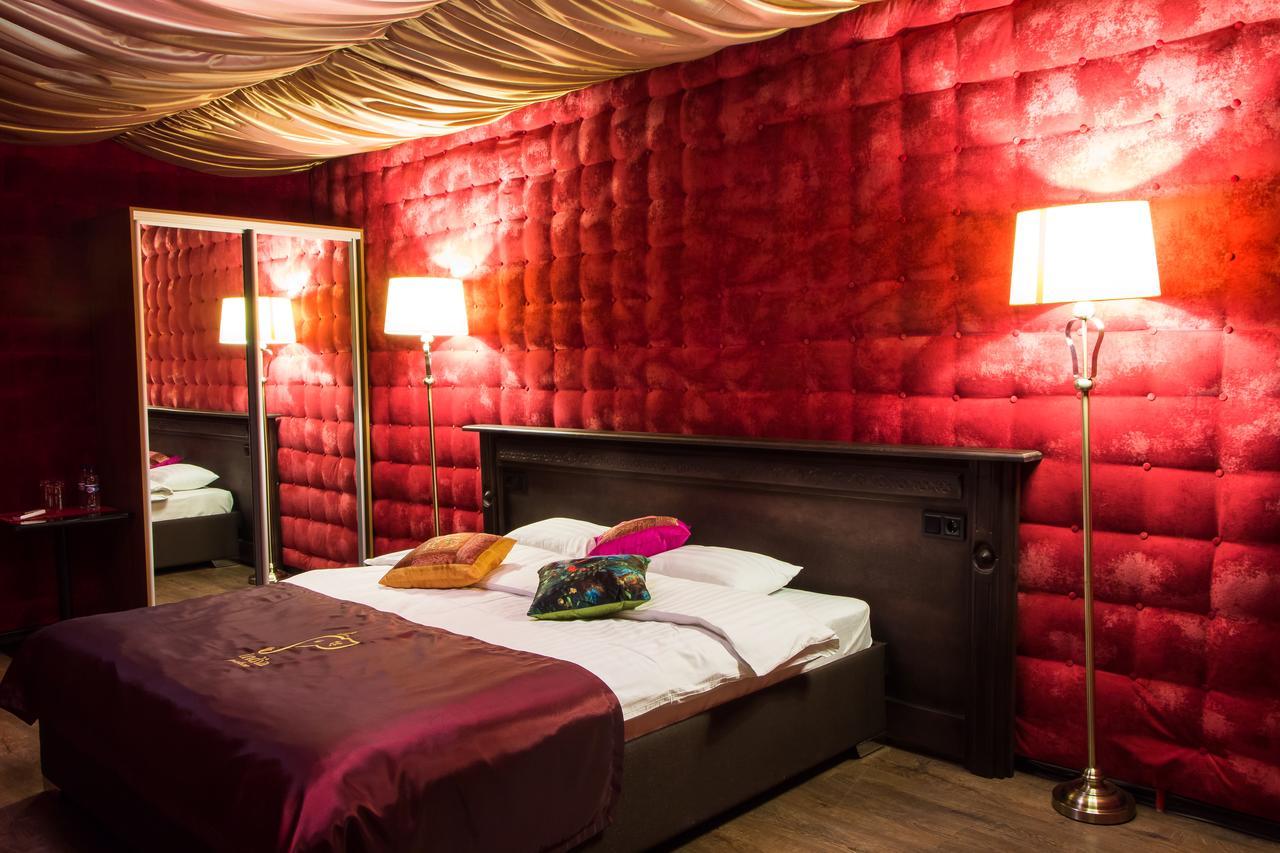 India Palace Hotel Kharkiv Extérieur photo