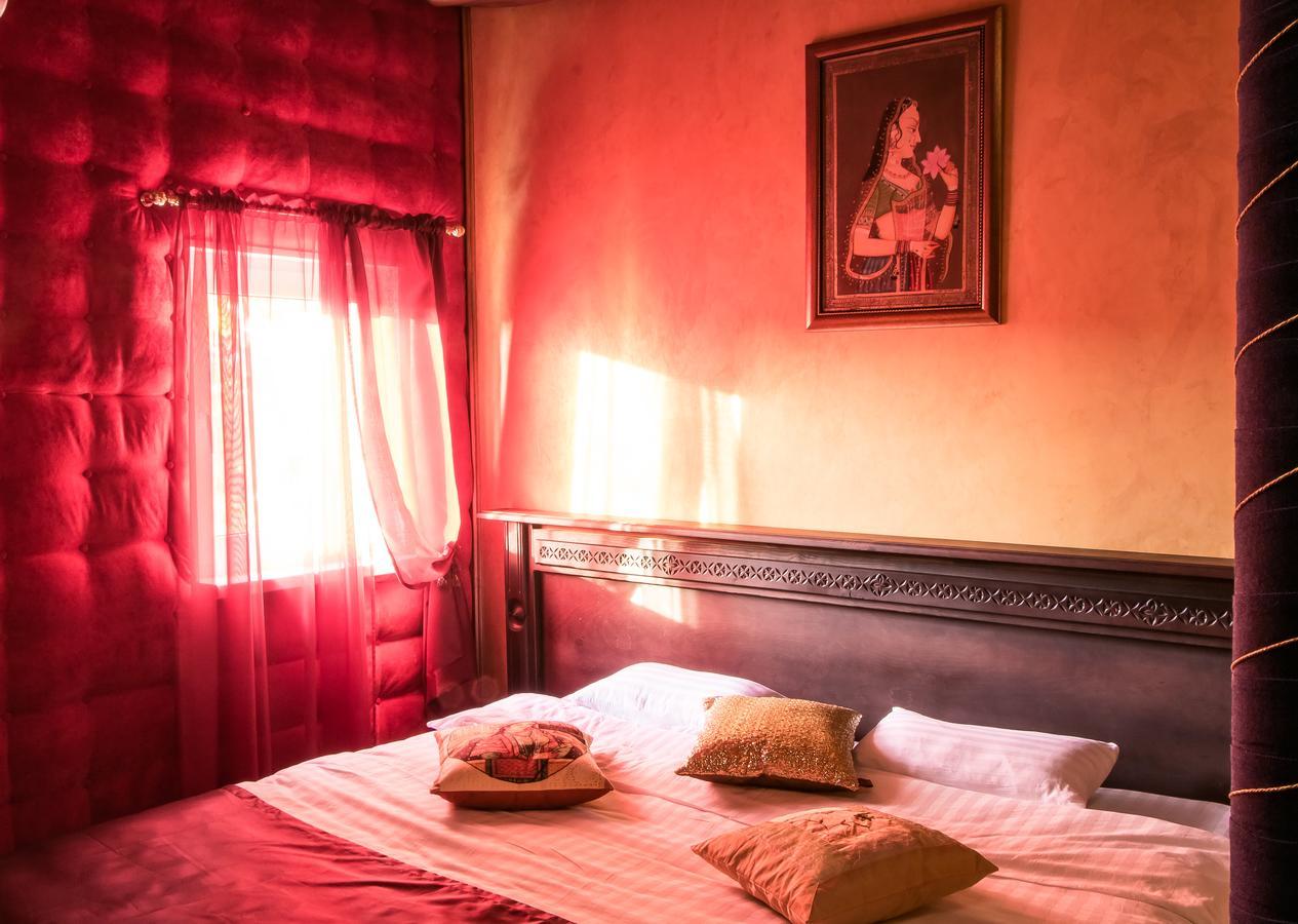 India Palace Hotel Kharkiv Extérieur photo
