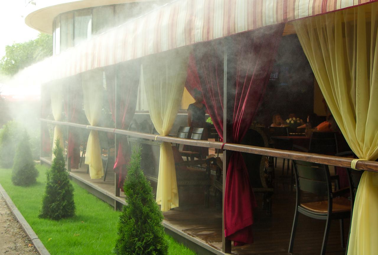 India Palace Hotel Kharkiv Extérieur photo