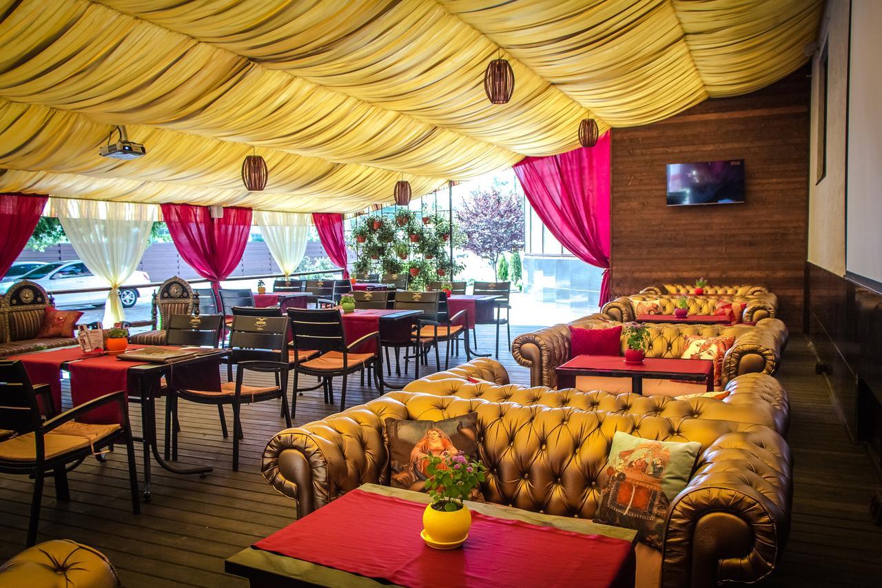 India Palace Hotel Kharkiv Extérieur photo