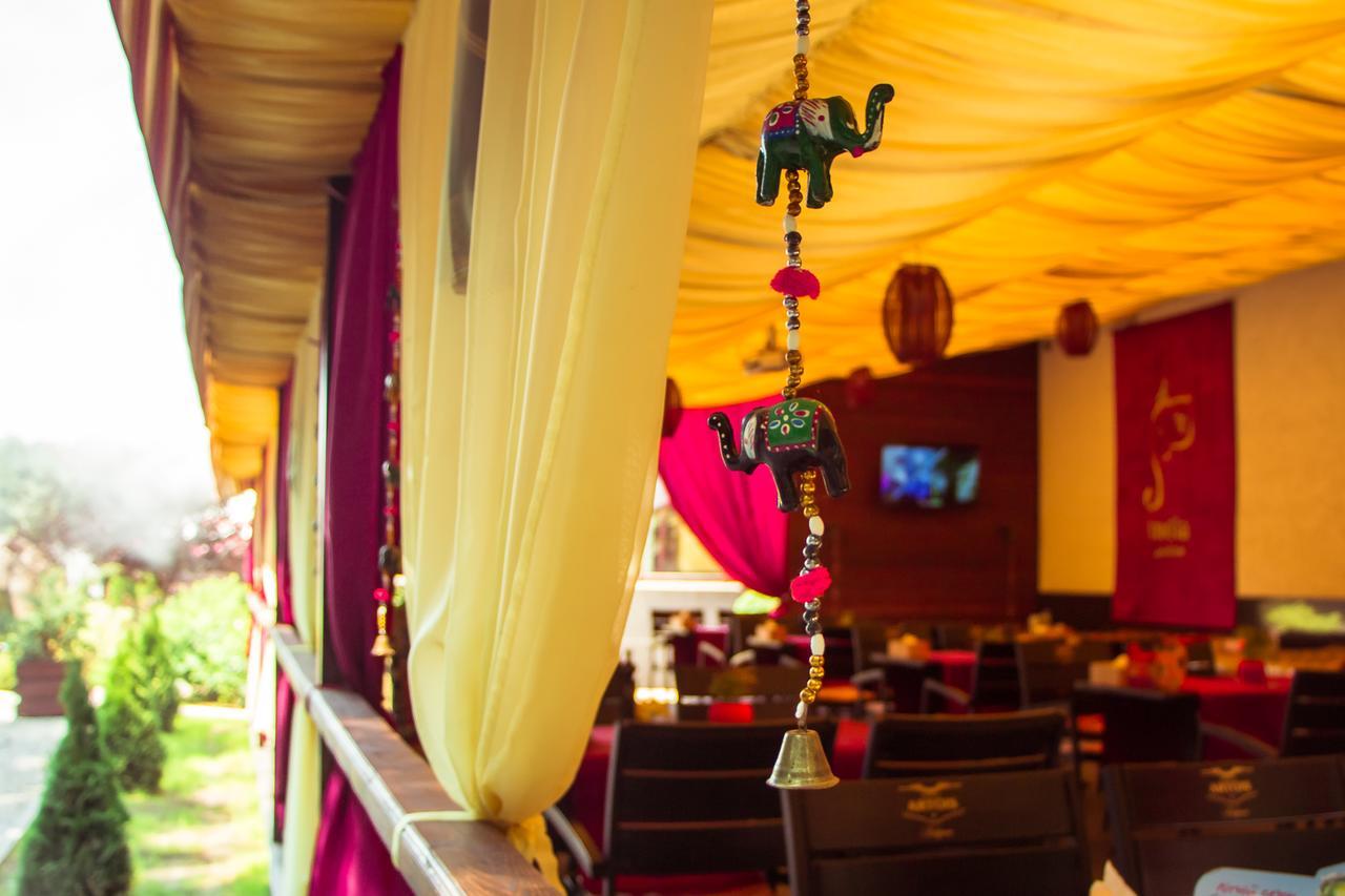 India Palace Hotel Kharkiv Extérieur photo