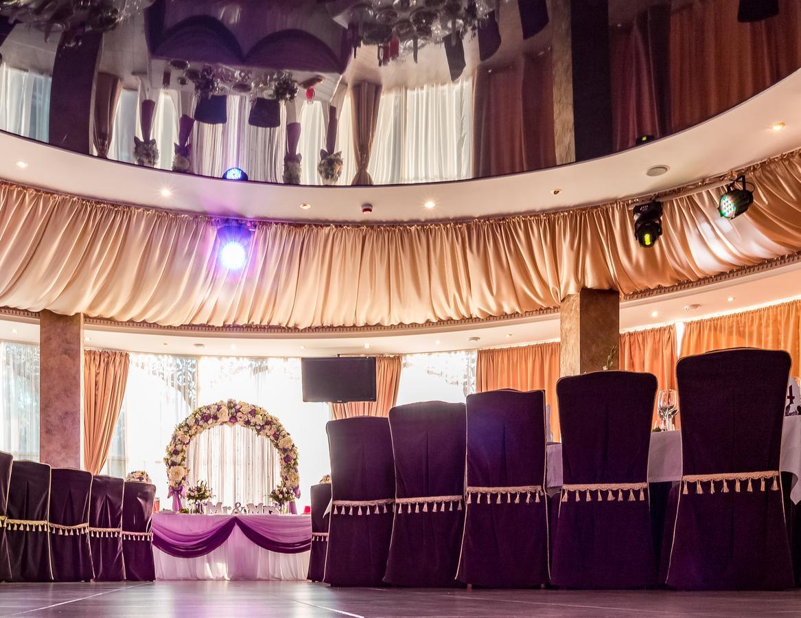 India Palace Hotel Kharkiv Extérieur photo