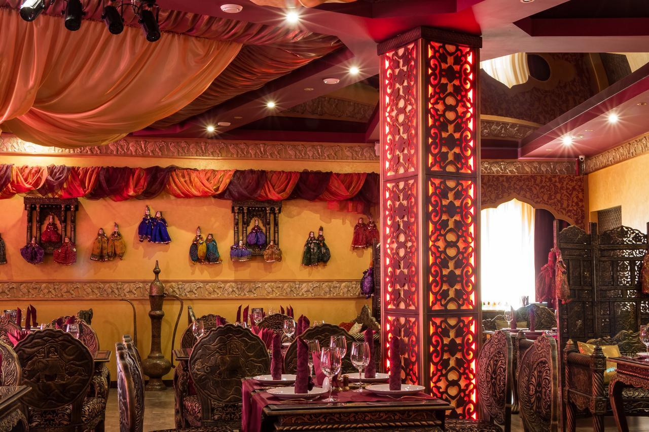 India Palace Hotel Kharkiv Extérieur photo