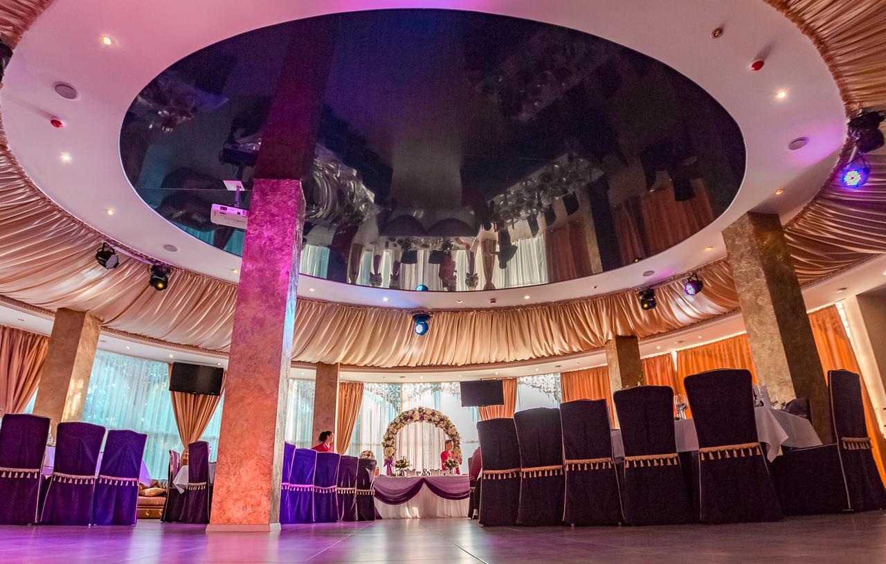 India Palace Hotel Kharkiv Extérieur photo